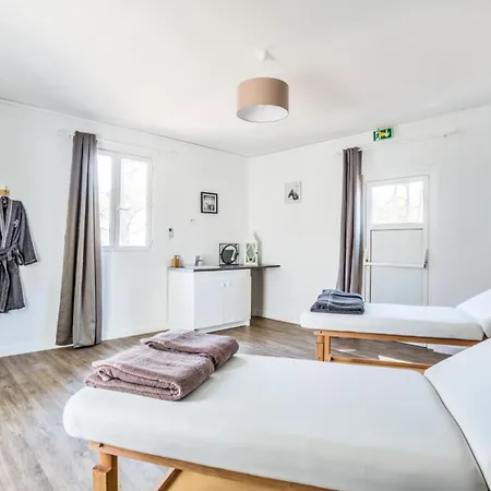 Apartment Saint-raphael Valescure - Maeva - 4 Personnes - Selection Mae-5644 *